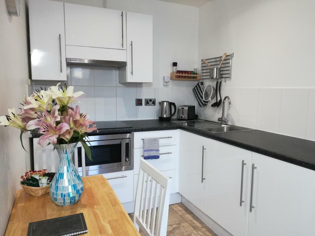 Epicsa - Family & Corporate Stay Mews Apartments With Free Parking Cambridge  Ngoại thất bức ảnh